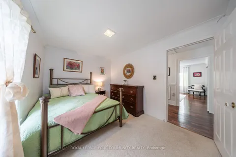 152 Confederation Street, ON L7G 4S8