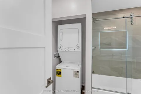 55 Dorward Drive, ON M9V 2J4