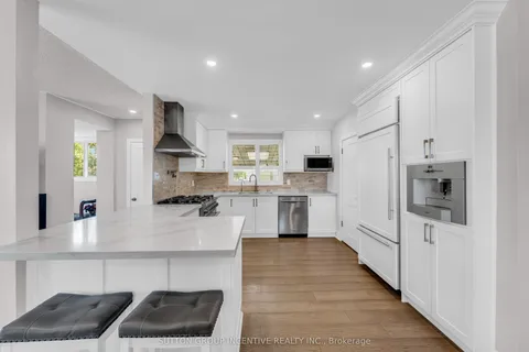 55 Dorward Drive, ON M9V 2J4