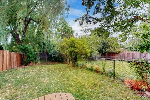 1366 Treeland Street, ON L7R 4P4