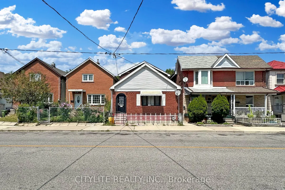 170 Lambton Avenue, ON M6N 2S9