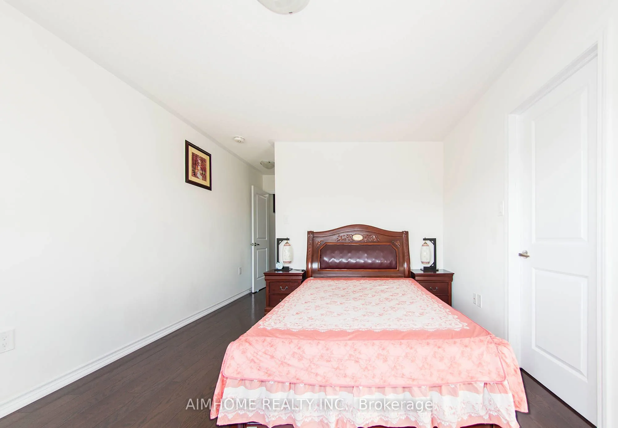 8 Callandar Road, ON L7A 4V1