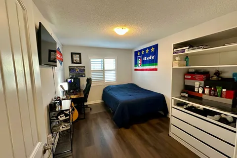 313 Gooding Crescent, ON L9E 0A9