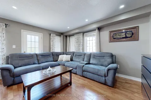 50 Jim Baird Mews, ON M3L 0C5