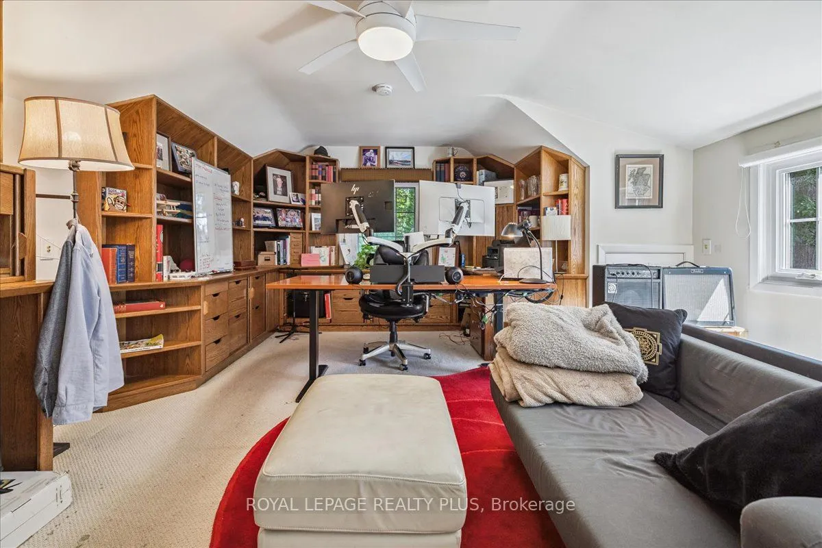 1258 Ravine Drive, ON L5J 3E4