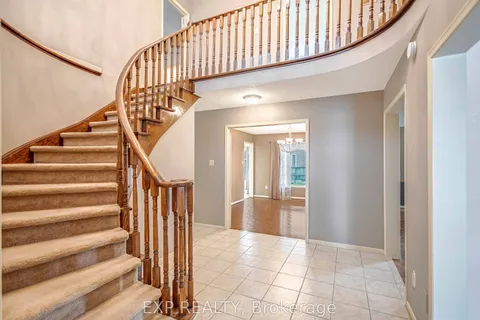 2138 The Chase N/A, ON L5M 3C8