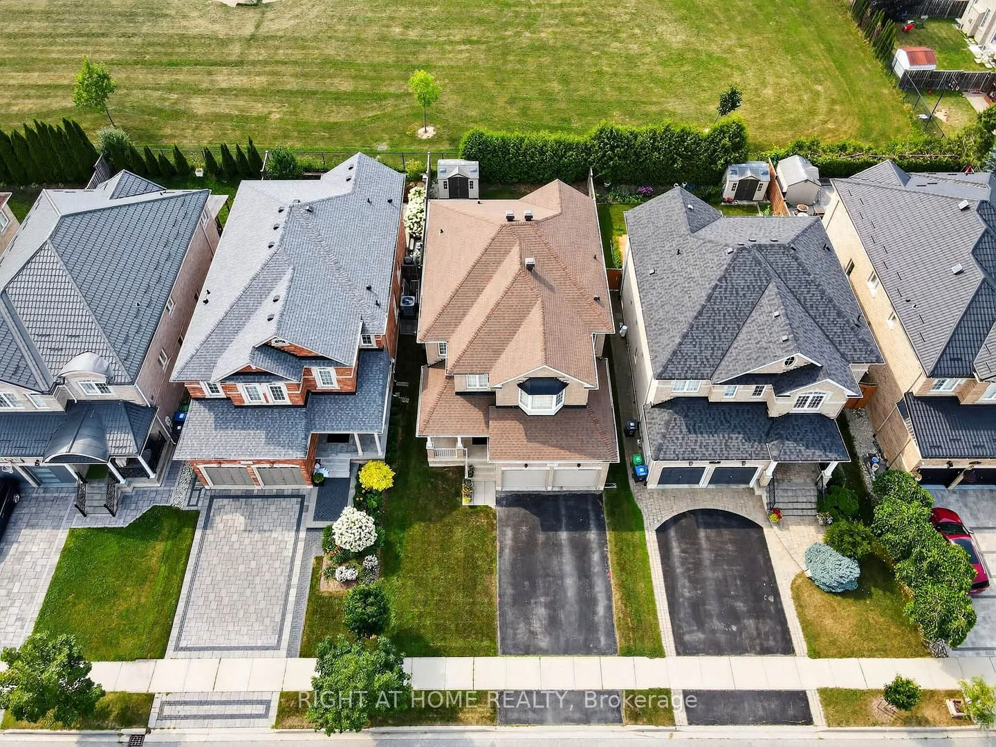 7 Messina Avenue, ON L6Y 0M6