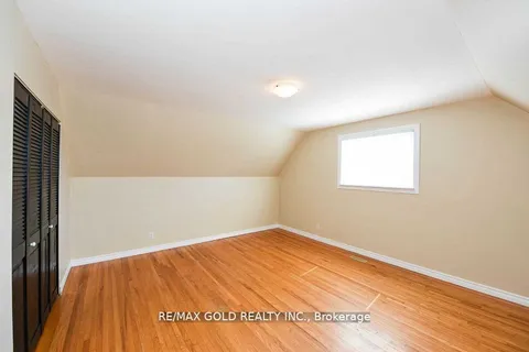 3657 Woodruff Crescent, ON L4T 1T8