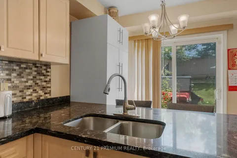 98 Albright Road, ON L6X 5E6