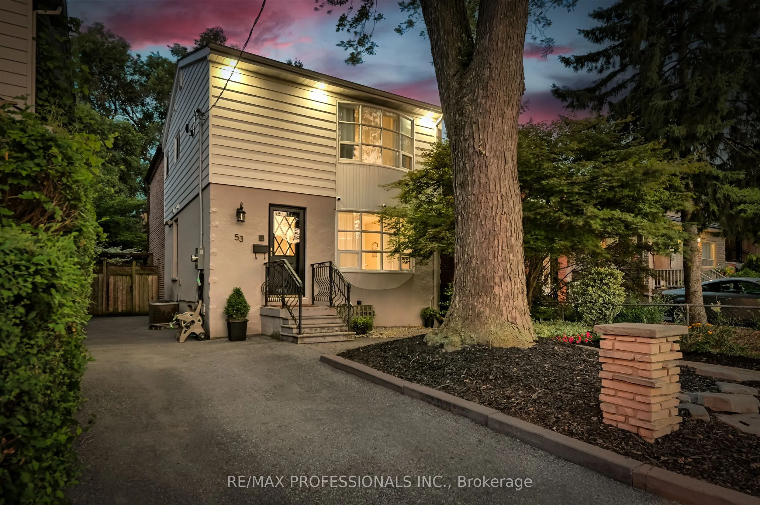 53 Tilden Crescent, ON M9P 1V8