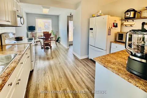 41 Winterfold Drive, ON L6V 3S8