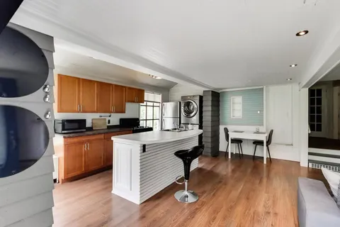 6142 Guelph Line, ON L7P 0A4