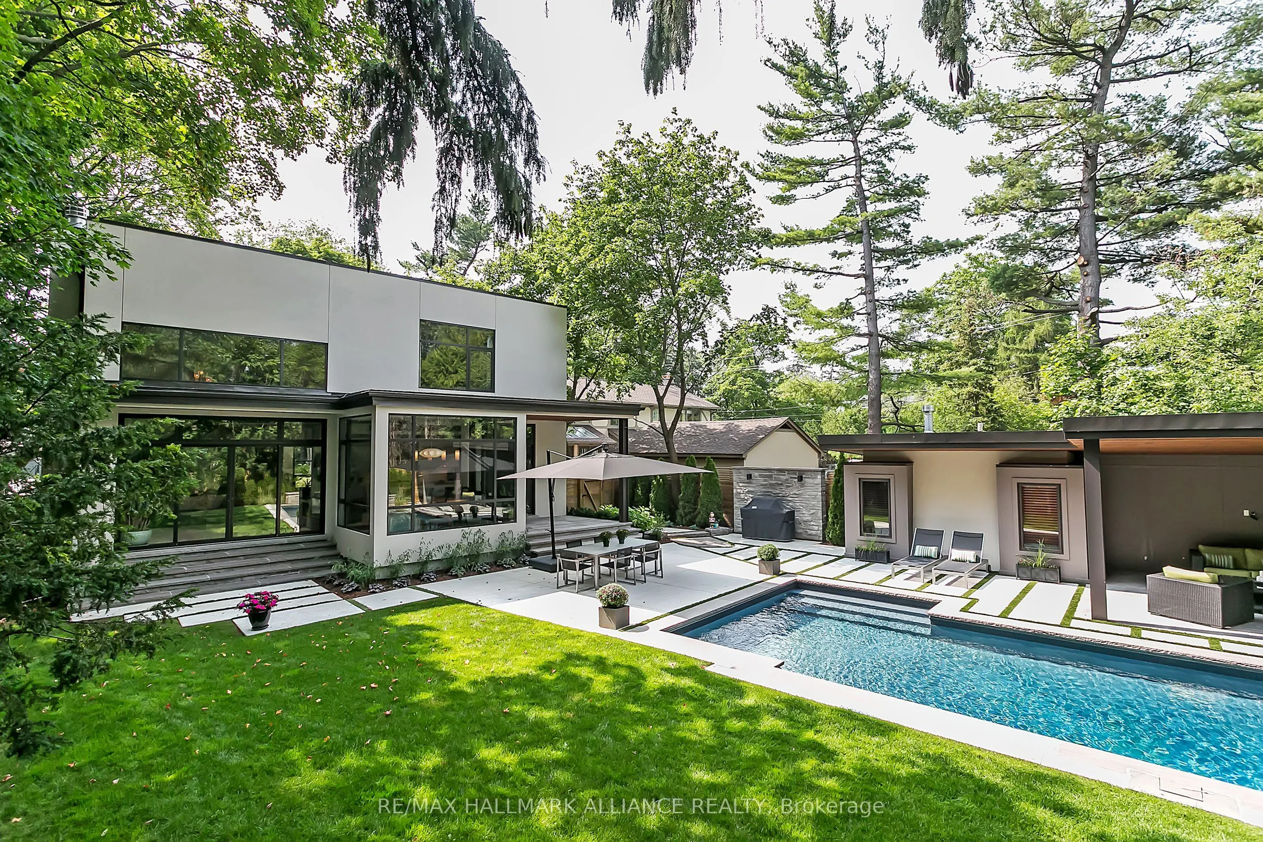 363 Morrison Road, ON L6J 4K2