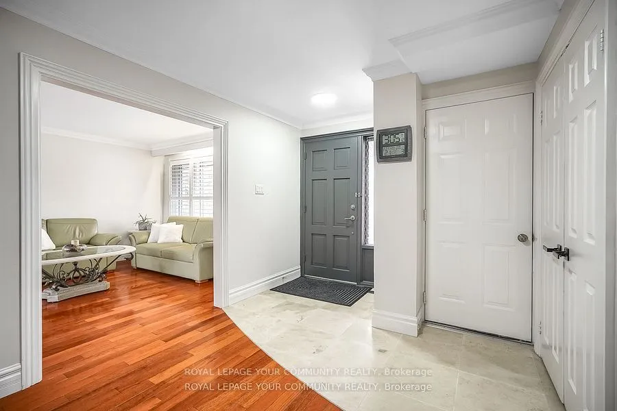 18 Terryellen Crescent, ON M9C 1H7