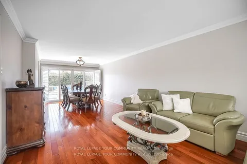 18 Terryellen Crescent, ON M9C 1H7