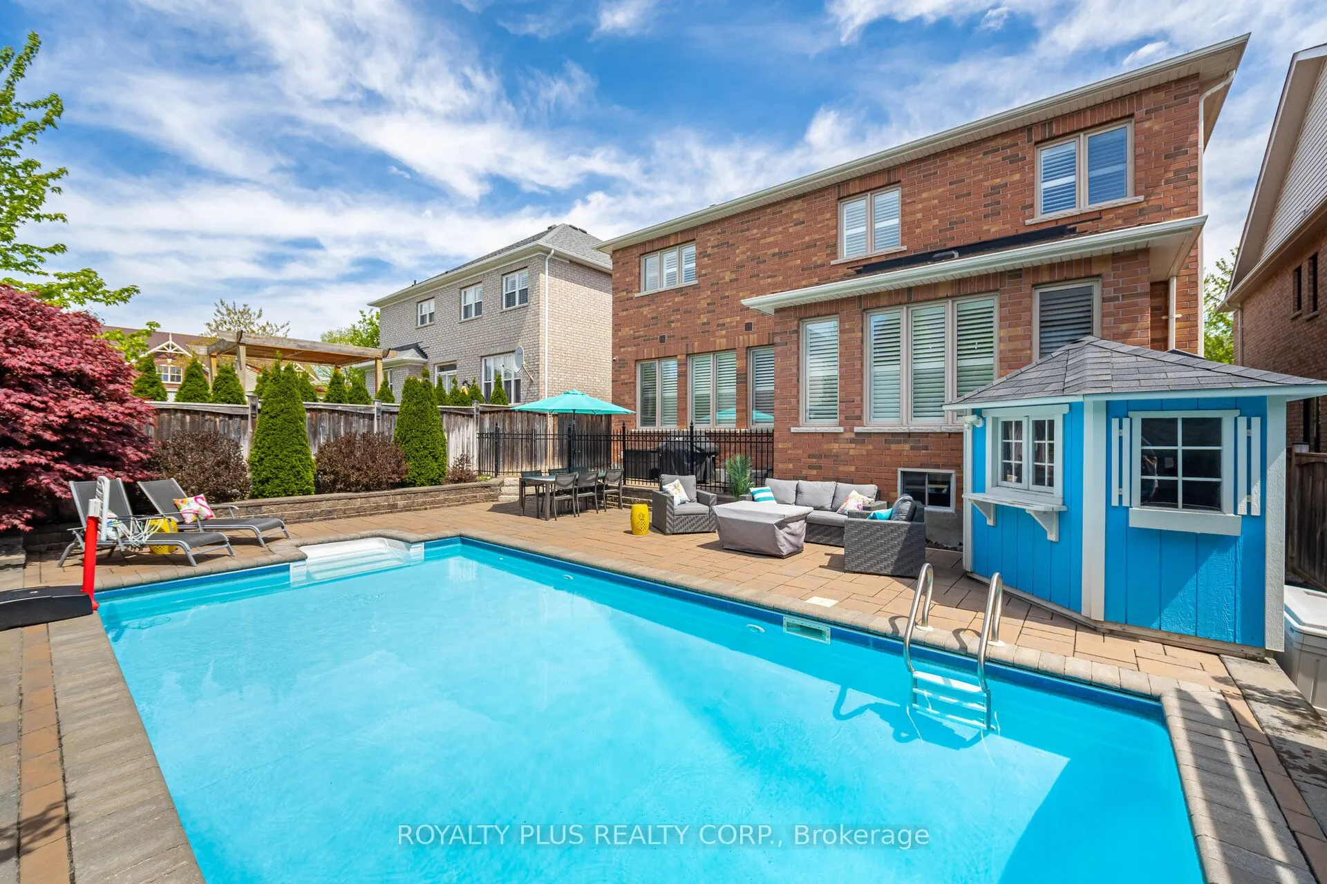 25 Mccandless Court, ON L7C 3R6