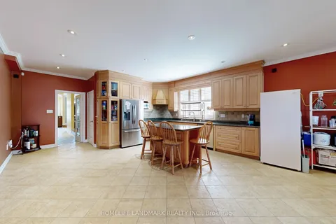 72 Branstone Road, ON M6E 4E4