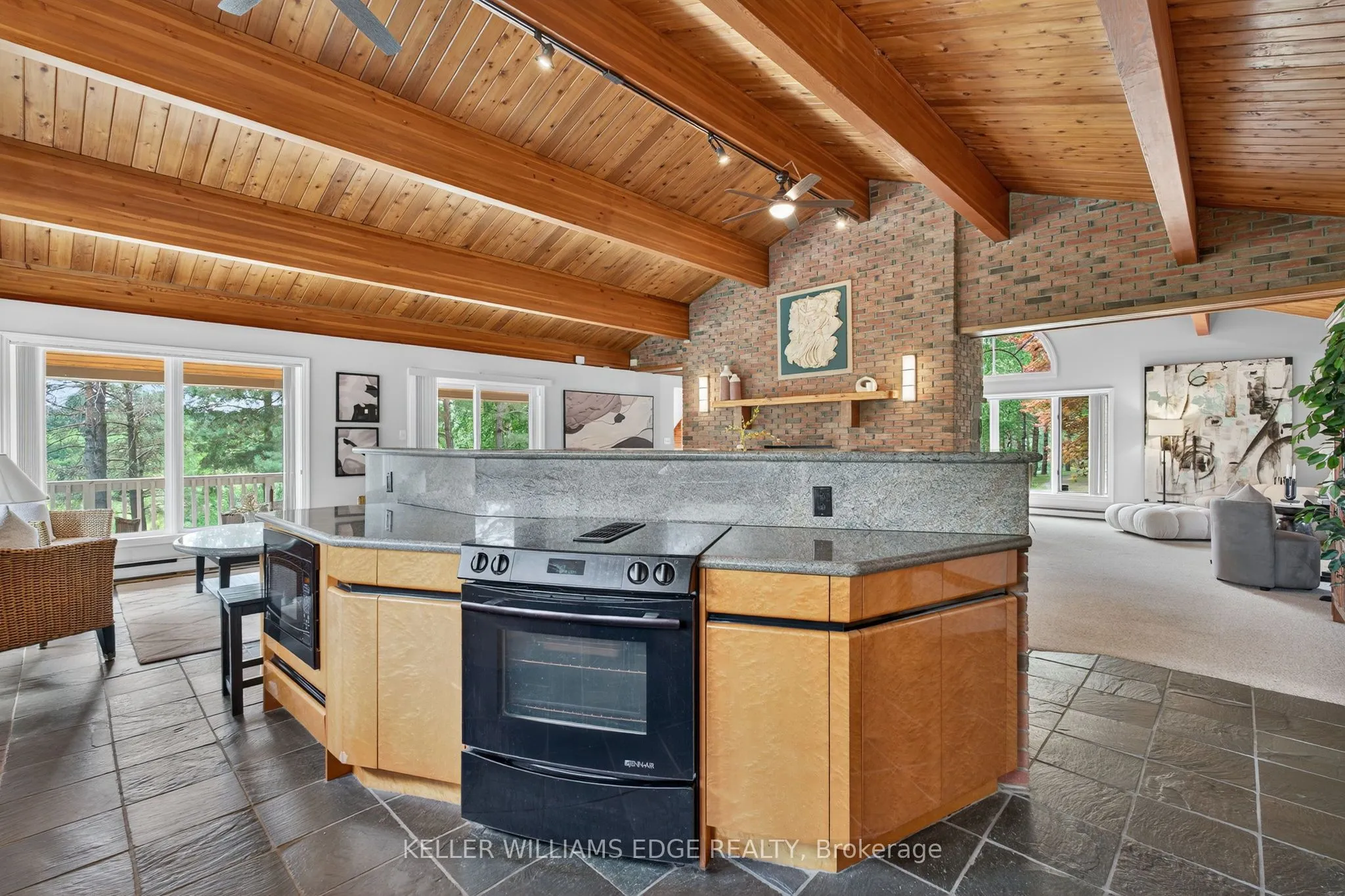 2360 8 side Road, ON L7P 0M7