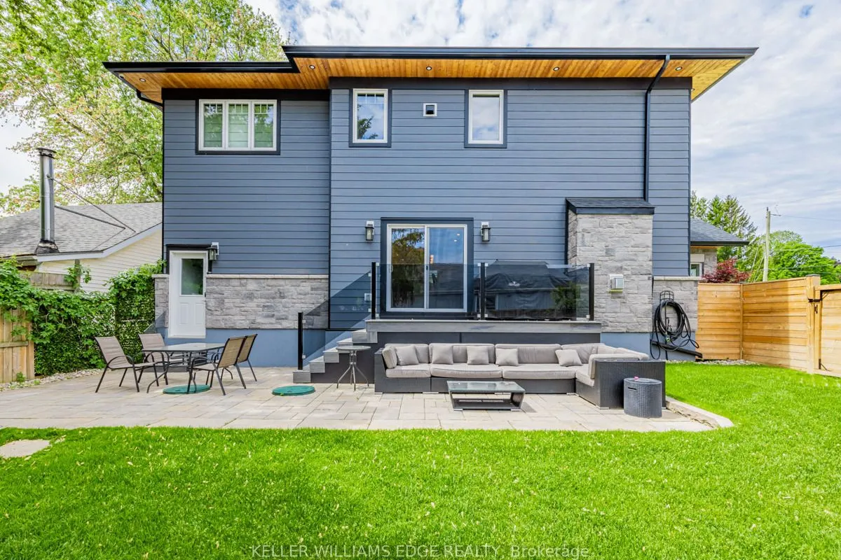 6 Credit Street, ON L7G 2W1