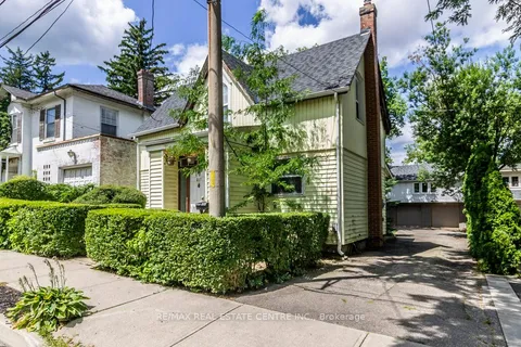 215-217 Queen Street, ON L9T 1K3