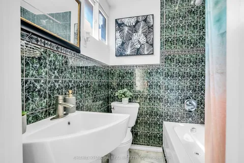 58 Pauline Avenue, ON M6H 3M8