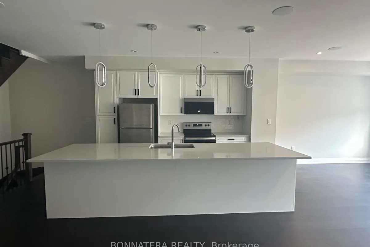 2461 Belt Lane, ON L6M 5L9