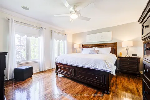 11 Bridlewood Boulevard, ON L0P 1H0