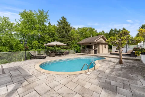 16609 Mount Wolfe Road, ON L7E 3P6