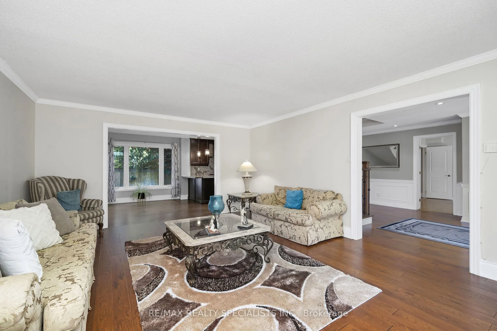 1480 Ballyclare Drive, ON L5C 1J5