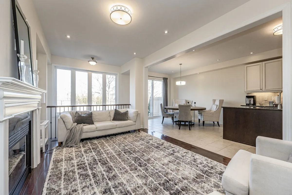 2453 Village Common N/A, ON L6M 0S2