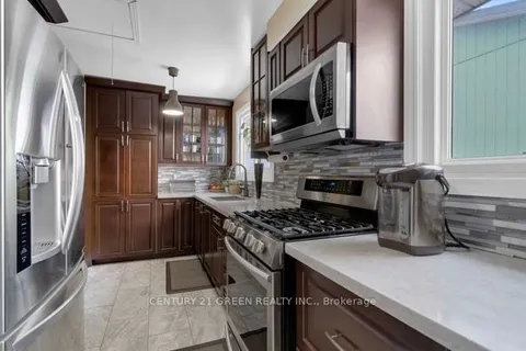 7179 Delmonte Crescent, ON L4T 3L4