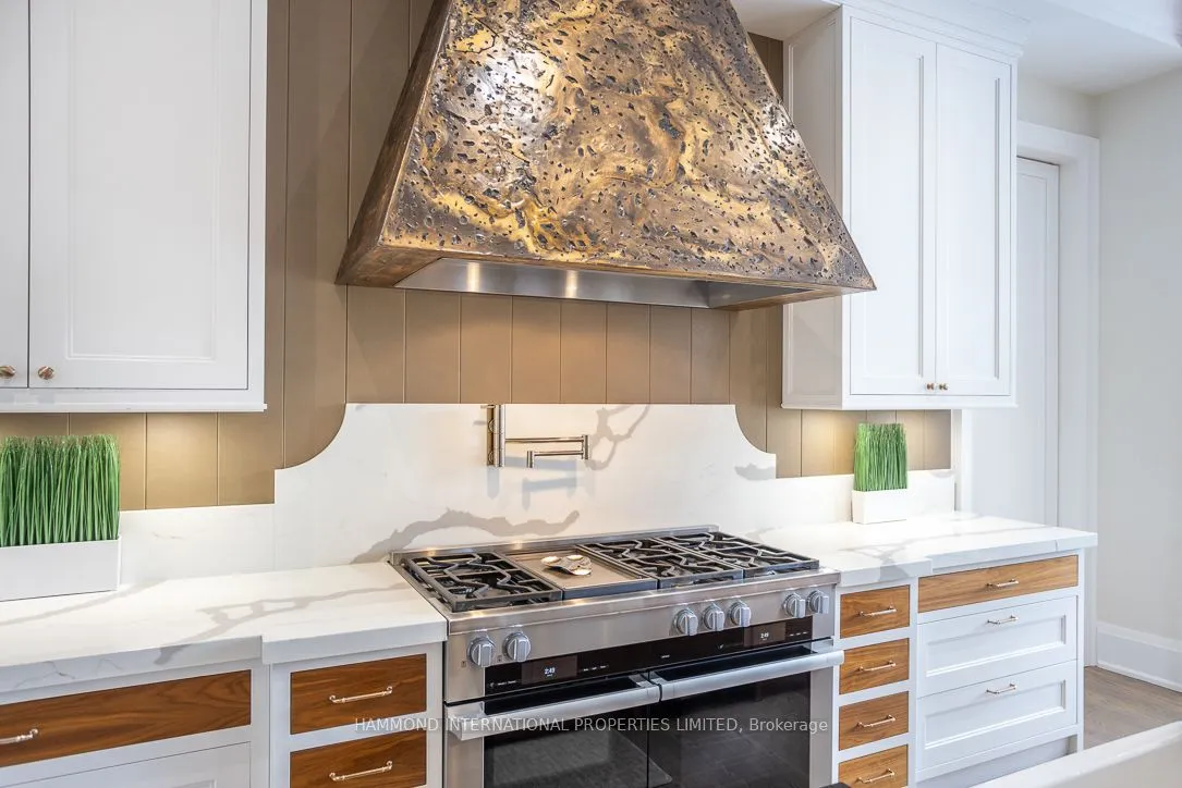 31 Twyford Road, ON M9A 1W3