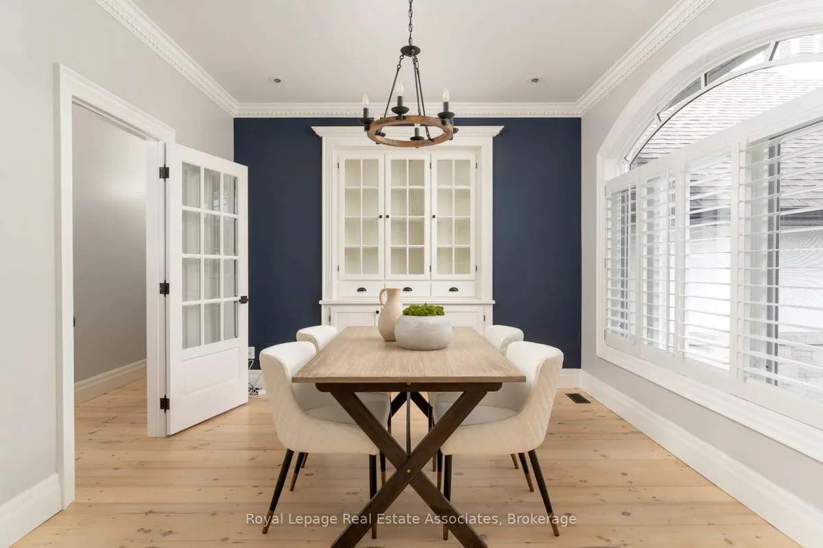 50 Lyonsview Lane, ON L7C 1P1