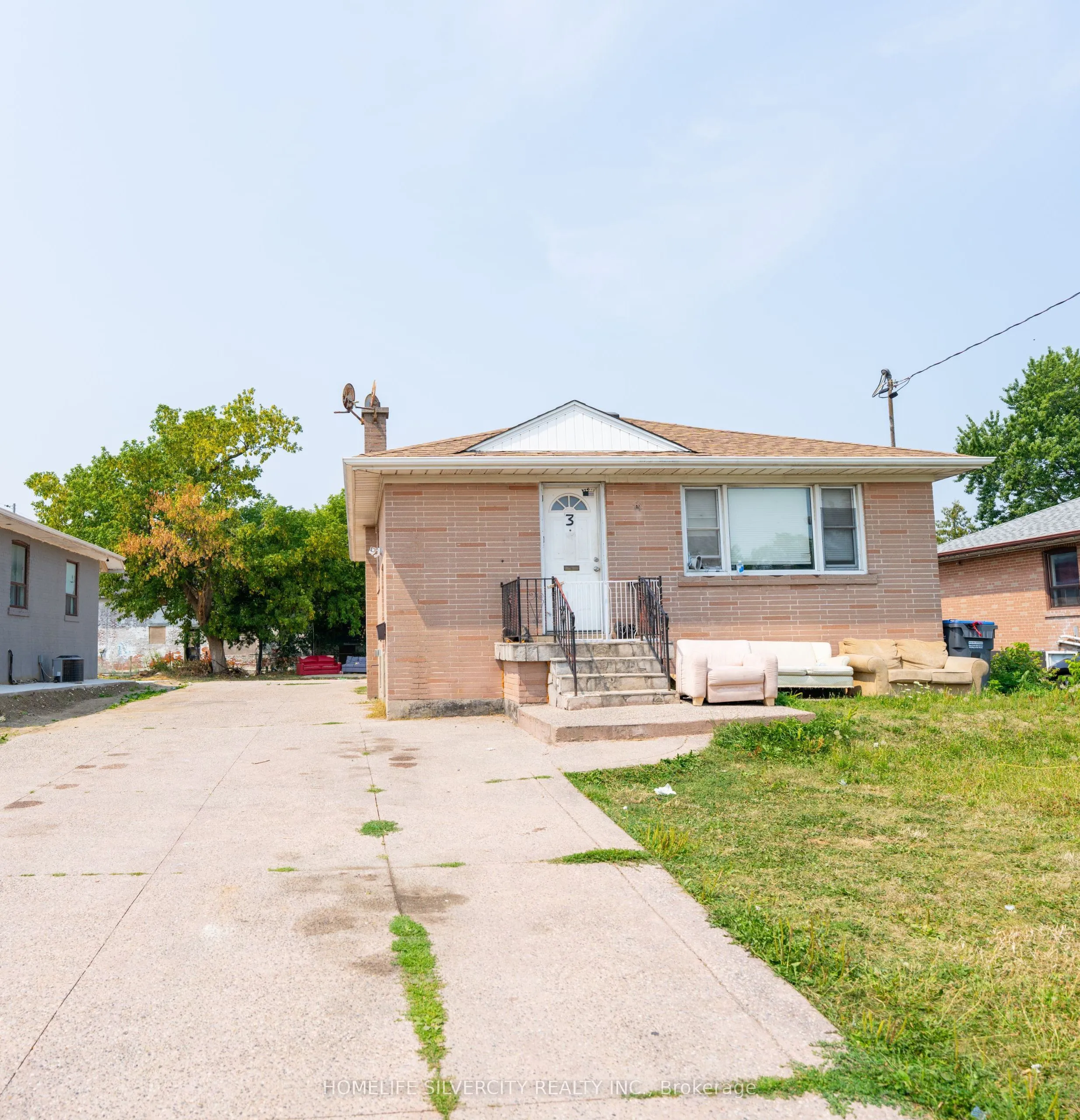 3 Studley Street, ON L4T 1H9