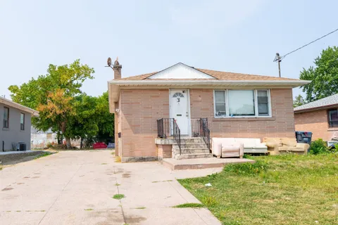 3 Studley Street, ON L4T 1H9