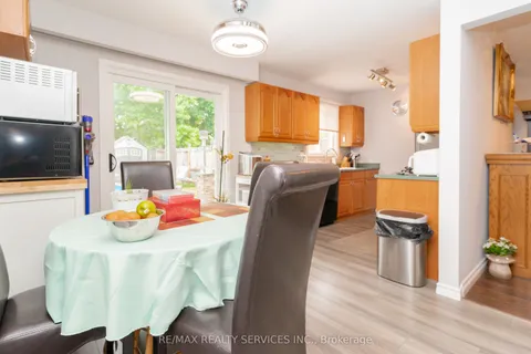 6 Lauderdale Road, ON L6V 2B7