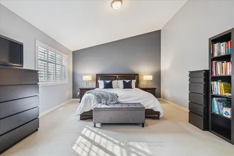 5080 Fairview Street, ON L7L 7G2