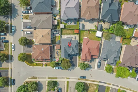 63 Hiberton Crescent, ON L7A 3C9