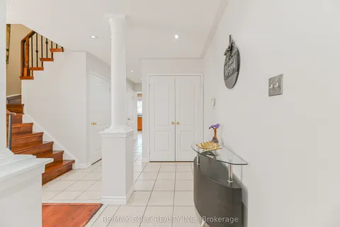 63 Hiberton Crescent, ON L7A 3C9