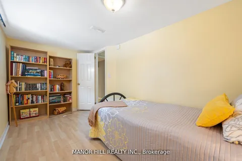 31 Chartwell Road, ON M8Z 4E9