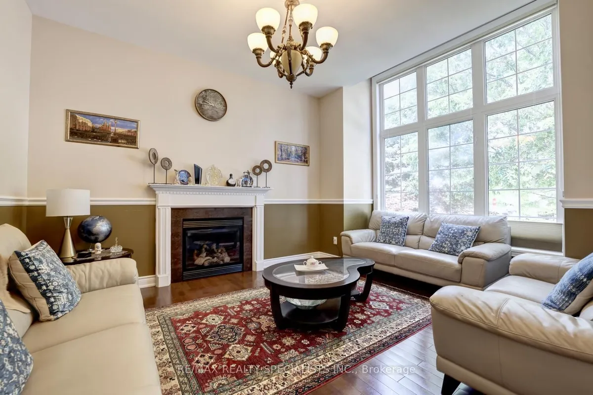 2298 North Ridge Trail, ON L6H 0C4