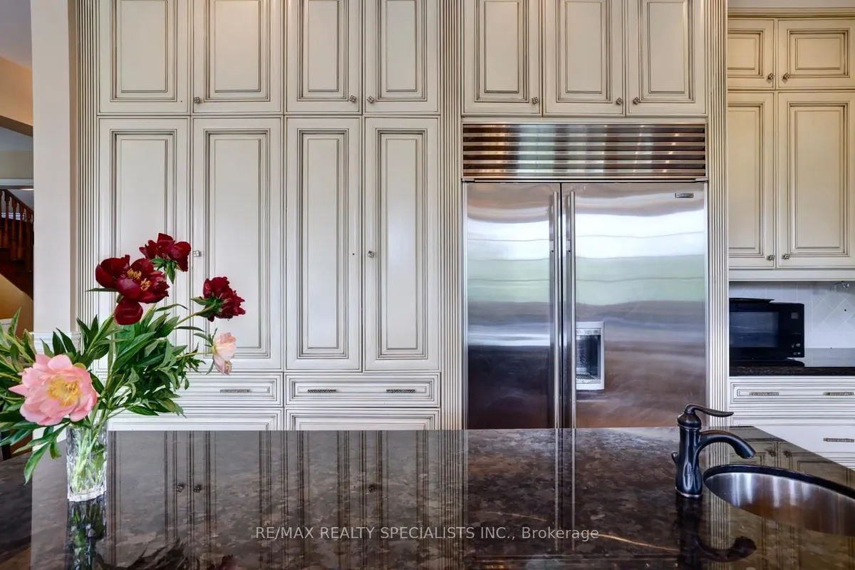 2298 North Ridge Trail, ON L6H 0C4