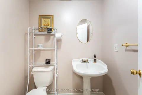 96 Lake Louise Drive, ON L6X 4Y6