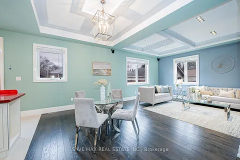 23 Hillcrest Avenue, ON L6W 1Y7