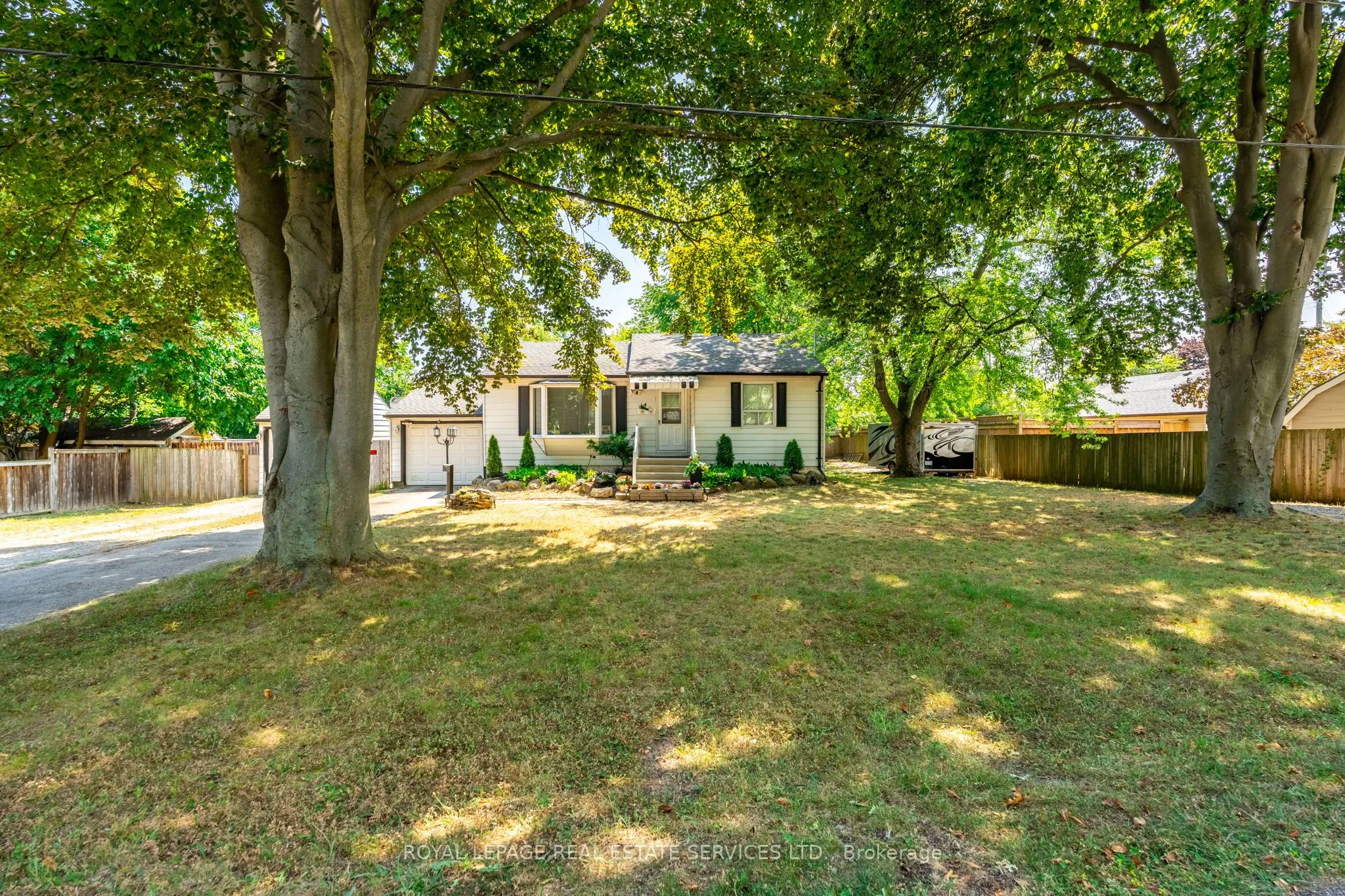 14 Germorda Drive, ON L6H 1A8