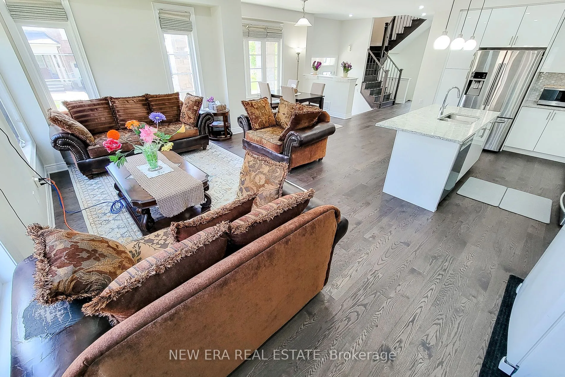 1155 Hamman Way, ON L9B 1K2