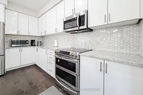 1155 Hamman Way, ON L9B 1K2