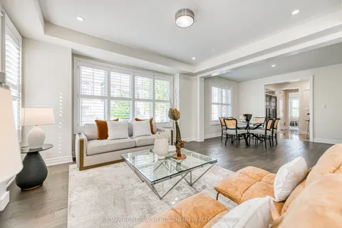 3209 Daisy Way, ON L6M 1L4