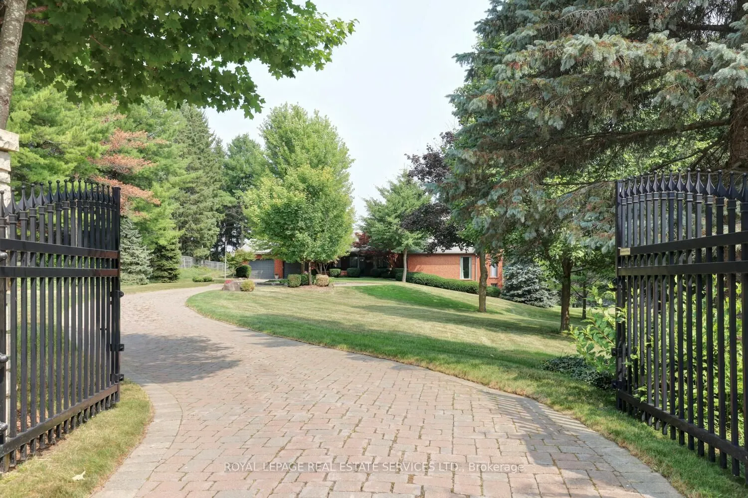 16 Mccoll Drive, ON L7C 1J4