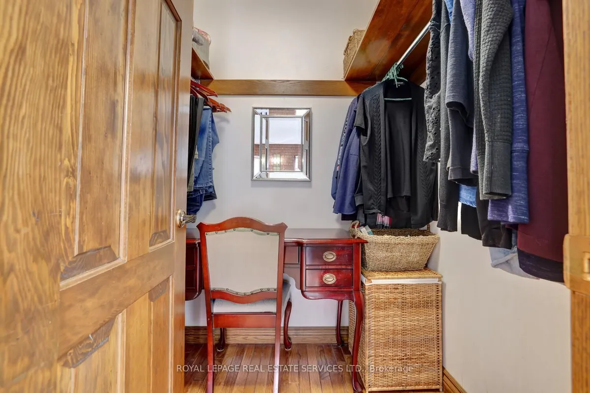 16 Mccoll Drive, ON L7C 1J4